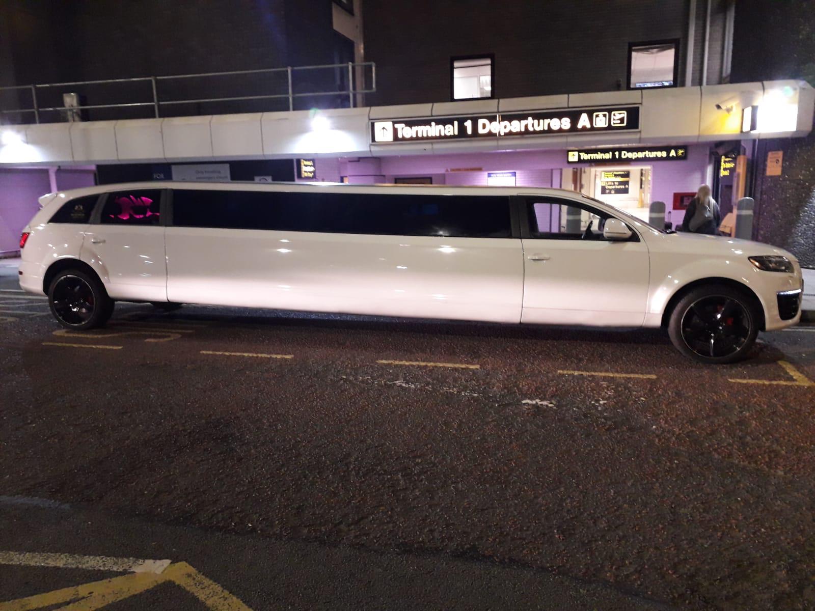 Audi Q7 Limo Side View Newcastle