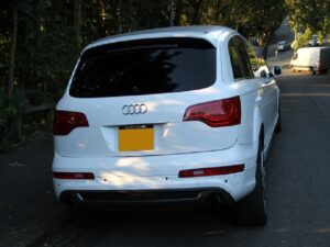 audi stretched limo hire-1