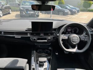 Audi A4 Avant Car Hiring