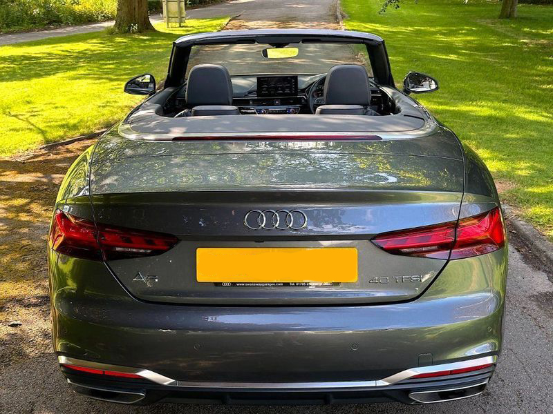 Audi A5 Cabriolet for Renting