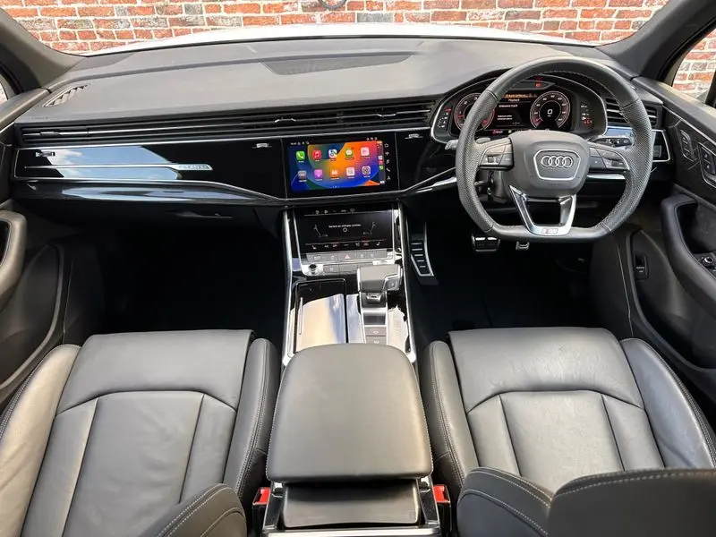 Audi Q7 Chauffeur Hire Car