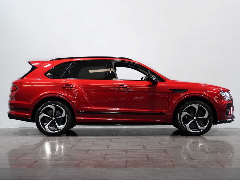 Bentley Bentayga Sportcar to Rent