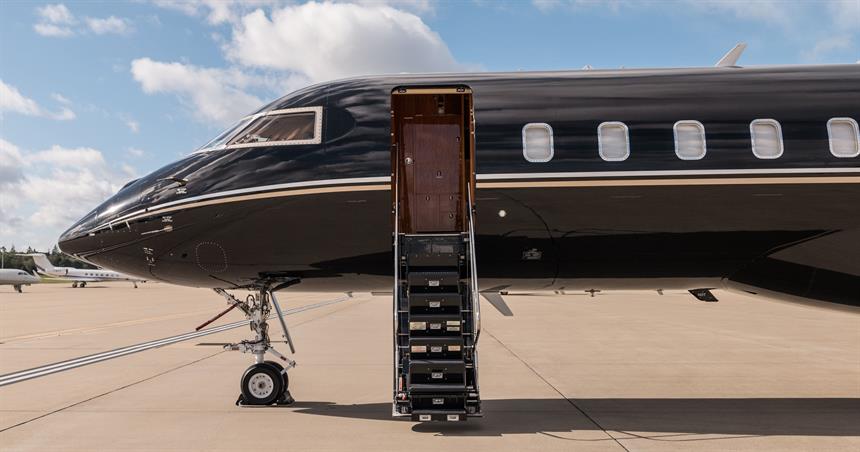 Black global express xrs