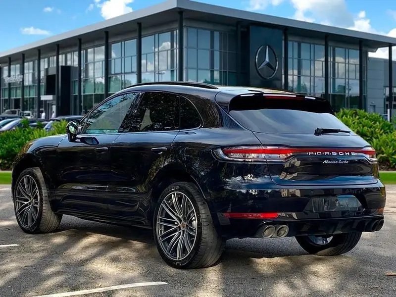 Chauffeur Hire Porsche Macan