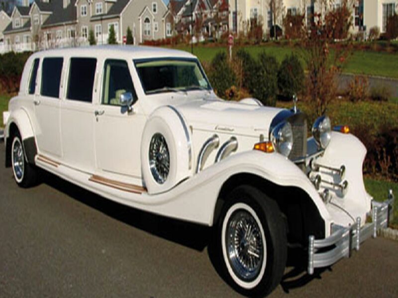 Excalibur Chauffeured Limo for Hire