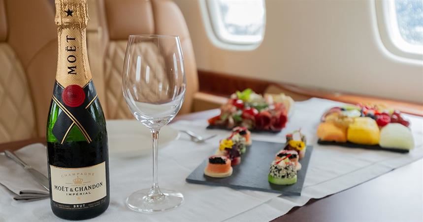 Legacy 600 exclusive interior