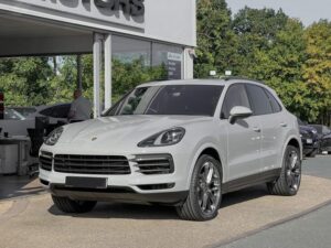 Porsche Cayenne Sports Car Rent