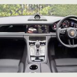 Porsche Panamera Car for Hires