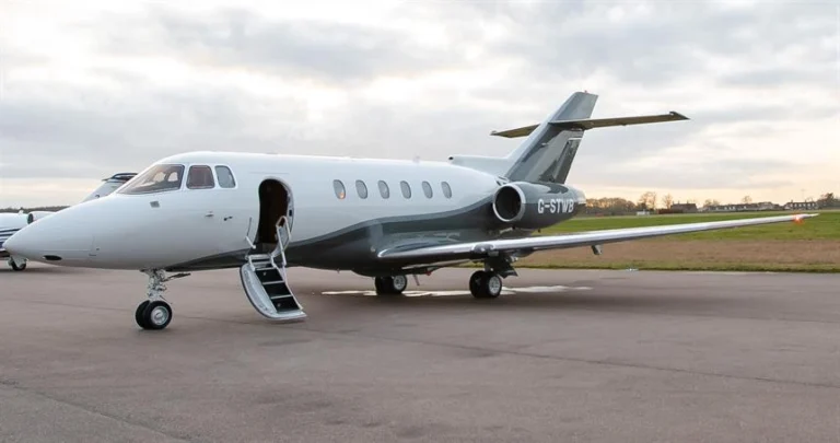 hawker 850